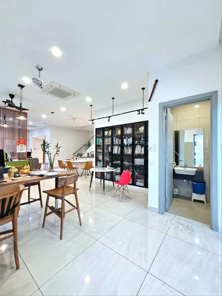 Rumah Berkembar untuk Dijual di Lenang Heights (Johor Bahru) - Karl Lim - Interior - PropertyGuru.com.my