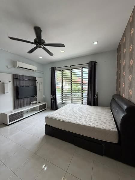 2-storey Terraced House for Sale in Johor Bahru (Johor) - Samantha Teng - Bedroom - PropertyGuru.com.my