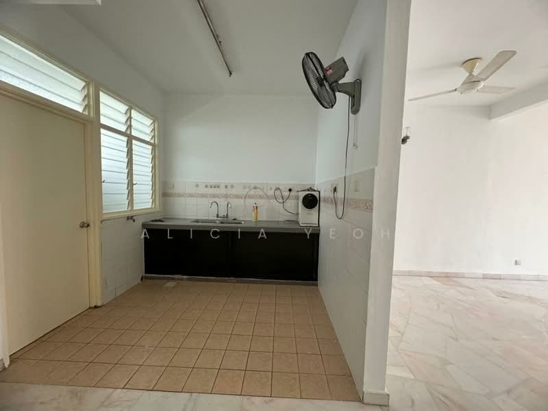 Rumah Teres 2 Tingkat untuk Dijual di Usj 3 (Subang Jaya) - Alicia Yeoh - Kitchen - PropertyGuru.com.my