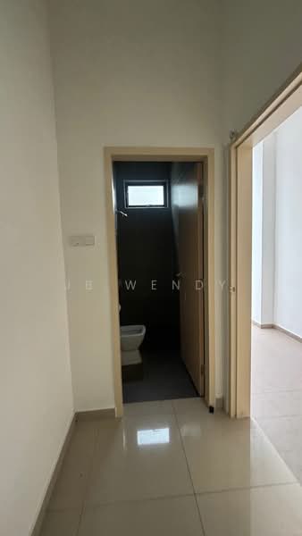 Cluster House for Sale in Taman Mount Austin (Tebrau) - JB Wendy - Bathroom - PropertyGuru.com.my
