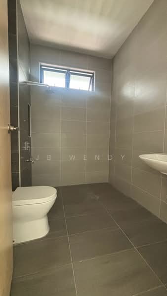Cluster House for Sale in Taman Mount Austin (Tebrau) - JB Wendy - Bathroom - PropertyGuru.com.my
