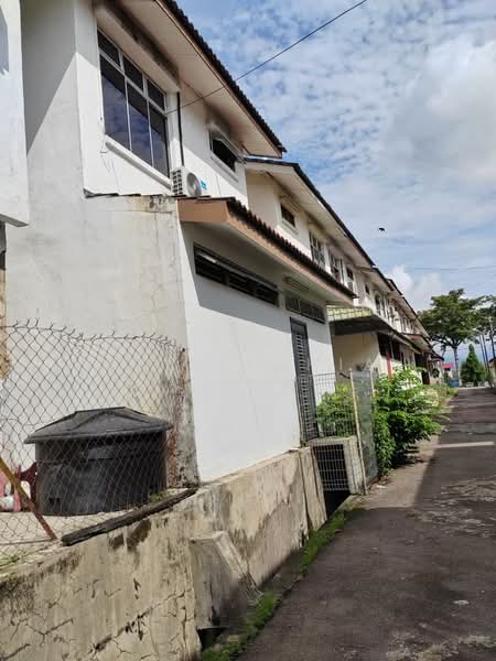 2-storey Terraced House for Sale in Taman Universiti (Skudai) - Elise Chia - Exterior - PropertyGuru.com.my