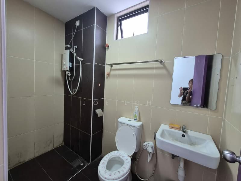Servis Apartment untuk Disewa di The Garden Residences - Joe Loh - Bathroom - PropertyGuru.com.my