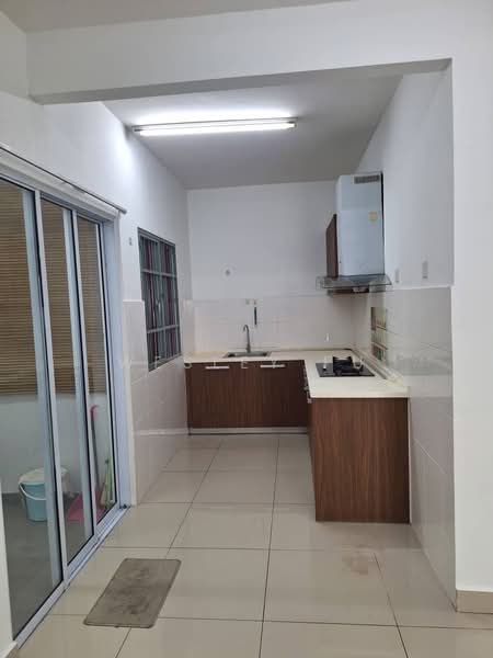 Condominium for Sale at Koi Prima Condominium - Wesley Fu - Kitchen - PropertyGuru.com.my