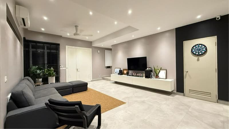 Rumah Teres 2 Tingkat untuk Disewa di Kota Kemuning (Shah Alam) - Alex Tong - Living Room - PropertyGuru.com.my