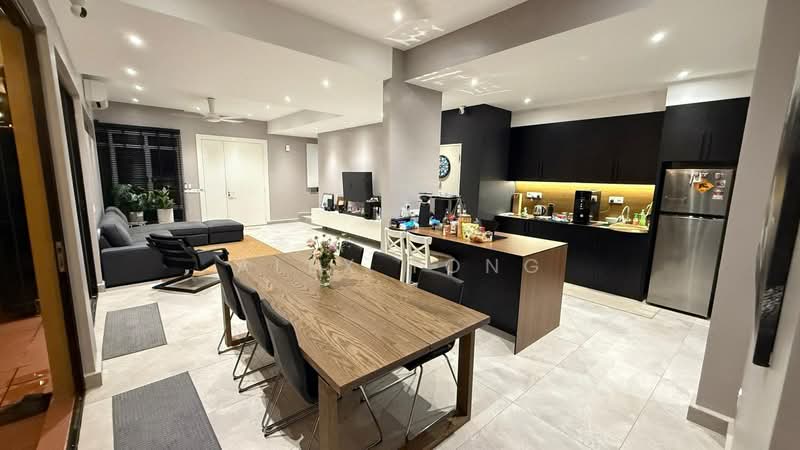 Rumah Teres 2 Tingkat untuk Disewa di Kota Kemuning (Shah Alam) - Alex Tong - Living Room - PropertyGuru.com.my