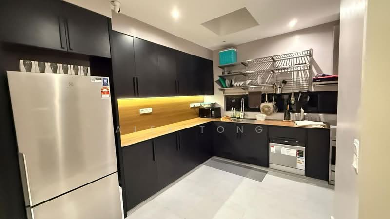 Rumah Teres 2 Tingkat untuk Disewa di Kota Kemuning (Shah Alam) - Alex Tong - Kitchen - PropertyGuru.com.my