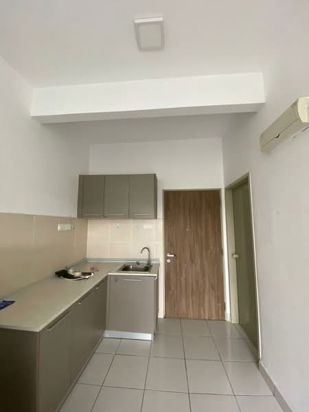 Condominium for Rent at Green Beverly Hills - Residensi Lili - Yan . - Kitchen - PropertyGuru.com.my