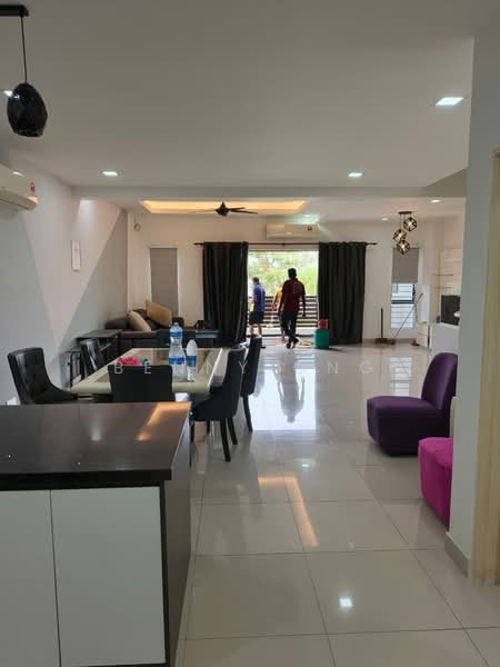 Rumah Teres 2.5 Tingkat untuk Disewa di Sungai Buloh (Selangor) - Benny Ong - Living Room - PropertyGuru.com.my