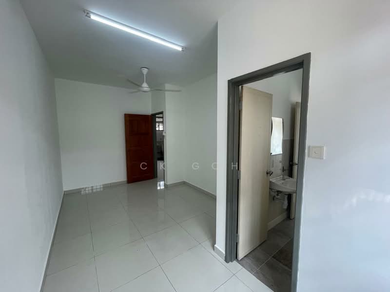 Rumah Teres 2 Tingkat untuk Disewa di Sungai Ara (Penang) - CK Goh - Interior - PropertyGuru.com.my