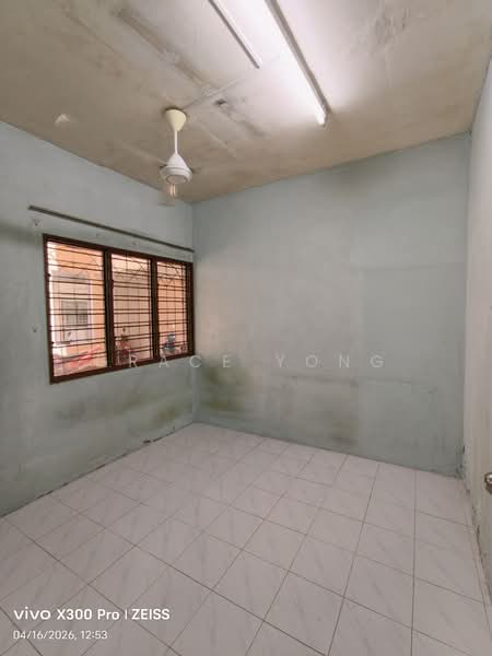Rumah Flat untuk Dijual di Taman Sri Endah Flat - Grace Yong - PropertyGuru.com.my