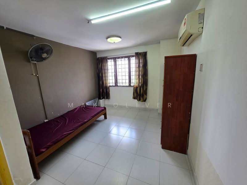 Condominium for Sale at Vista Komanwel A - Mak Oliver - Bedroom - PropertyGuru.com.my