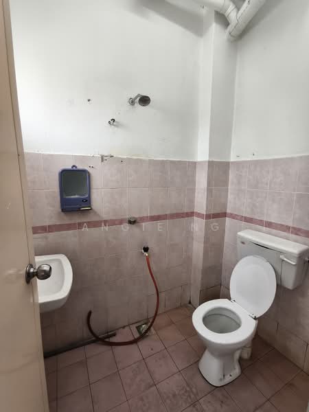 Apartment for Sale at Laksamana Cheng Ho 2 - Angie Ng - Bathroom - PropertyGuru.com.my