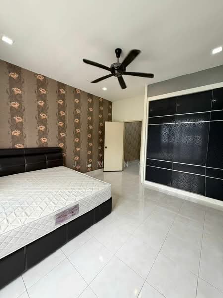 2-storey Terraced House for Rent in Taman Seri Austin (Tebrau) - Jim Ng - Bedroom - PropertyGuru.com.my