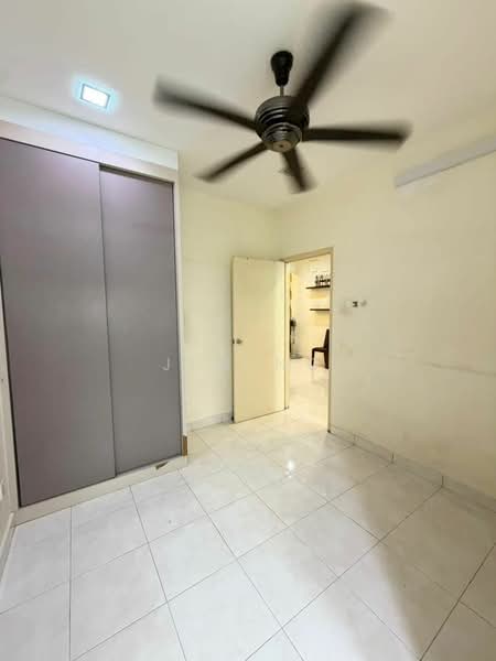 2-storey Terraced House for Rent in Taman Seri Austin (Tebrau) - Jim Ng - Bedroom - PropertyGuru.com.my