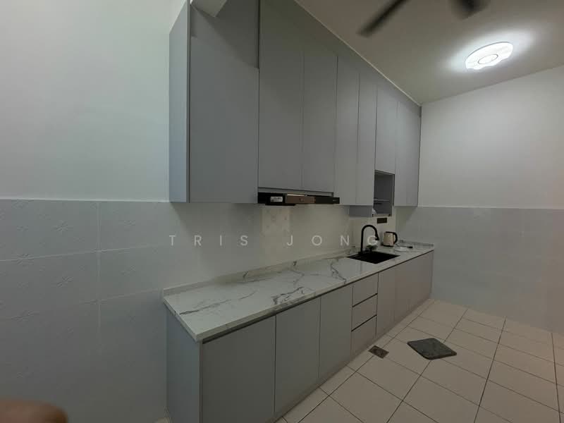 Terraced House for Sale in Rawang (Selangor) - Tris Jong - Kitchen - PropertyGuru.com.my