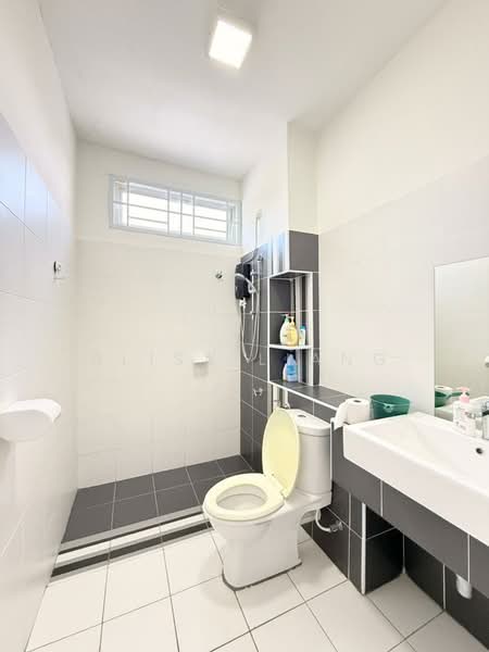 2-storey Terraced House for Rent in Iskandar Puteri (Nusajaya) (Johor) - Alisa Liang - Bathroom - PropertyGuru.com.my
