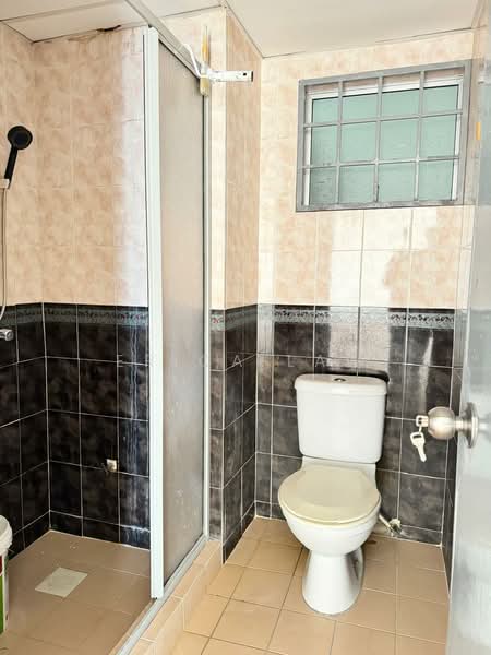 Condominium for Sale at Venice Hill - Erica Law - Bathroom - PropertyGuru.com.my