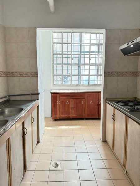 Condominium for Sale at Venice Hill - Erica Law - Kitchen - PropertyGuru.com.my