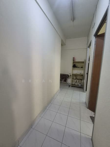 Servis Apartment untuk Dijual di Brunsfield Riverview - Bryan Yeoh - Corridor - PropertyGuru.com.my