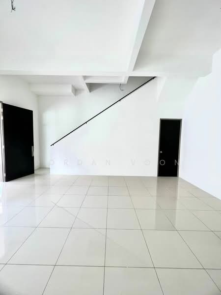 Rumah Teres 2 Tingkat untuk Dijual di Hijauan Hills (Simpang Ampat) - Jordan Voon - Entrance - PropertyGuru.com.my