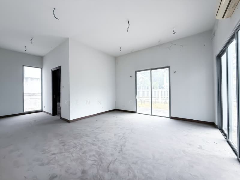 Bungalow House for Sale in Glenmarie (Selangor) - Kenny Chua - Living Room - PropertyGuru.com.my