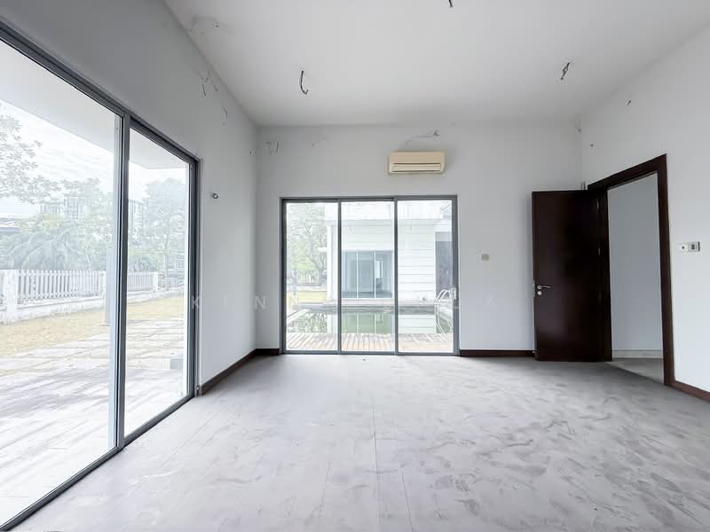 Bungalow House for Sale in Glenmarie (Selangor) - Kenny Chua - Living Room - PropertyGuru.com.my