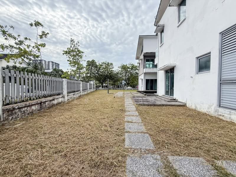 Bungalow House for Sale in Glenmarie (Selangor) - Kenny Chua - Exterior - PropertyGuru.com.my