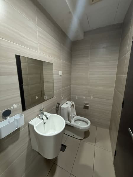 Servis Apartment untuk Disewa di Serviced Residence @ 3 Towers - Eddy Lee - Bathroom - PropertyGuru.com.my