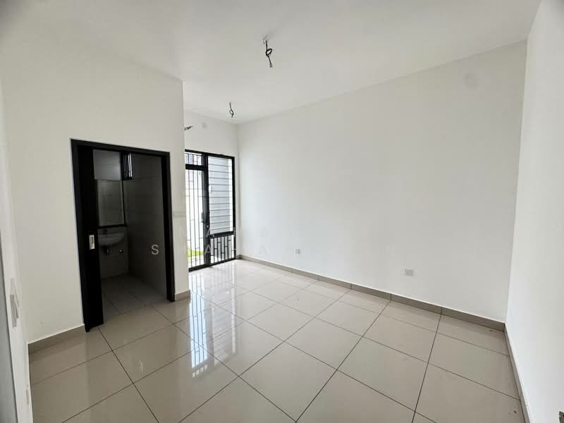 2-storey Terraced House for Sale in Elmina (Shah Alam) - Nahathir Shahabudin - Interior - PropertyGuru.com.my