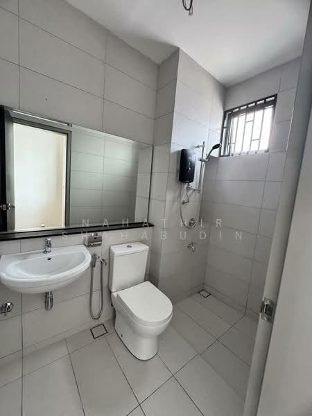 2-storey Terraced House for Sale in Elmina (Shah Alam) - Nahathir Shahabudin - Bathroom - PropertyGuru.com.my