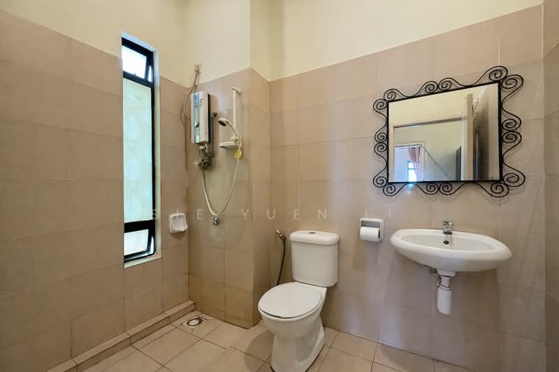 Pangsapuri untuk Dijual di Rivercity Condominium - Sie Yuen Li - Bathroom - PropertyGuru.com.my