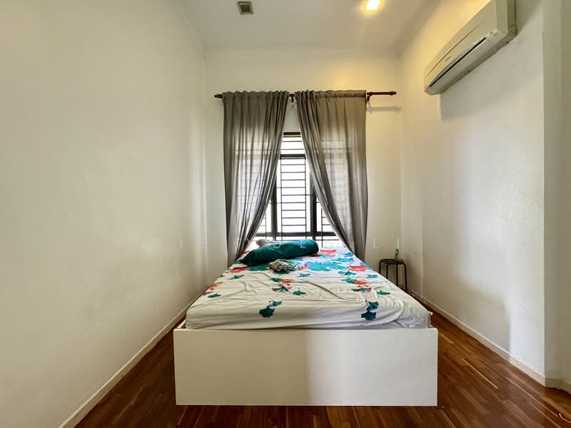 Pangsapuri untuk Dijual di Rivercity Condominium - Sie Yuen Li - Bedroom - PropertyGuru.com.my