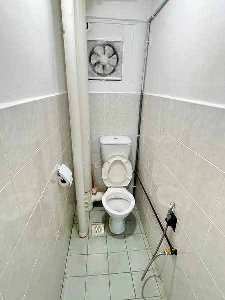 Pangsapuri untuk Disewa di Taman Kheng Tian - Vincent Tan - Bathroom - PropertyGuru.com.my