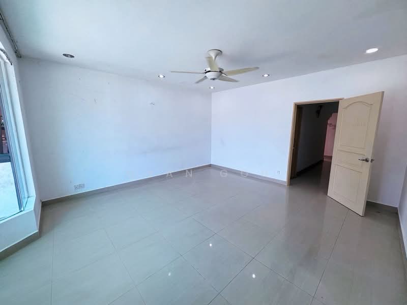 2-storey Terraced House for Sale in Taman Desa Green (Jelutong) - Qyan Goh - Living Room - PropertyGuru.com.my