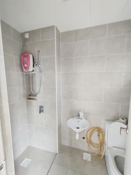 Service Residence for Sale at Cube 8 Teens - Tommy Tai - Bathroom - PropertyGuru.com.my