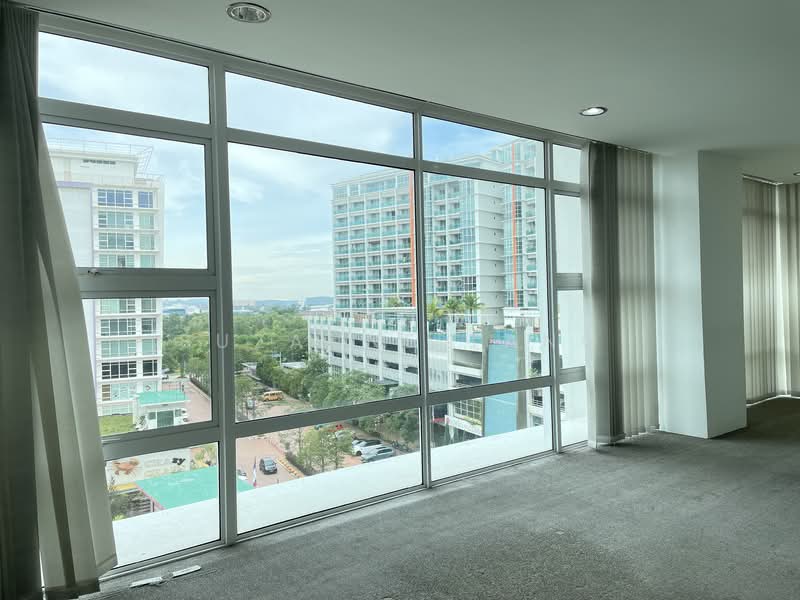 Pejabat untuk Disewa di Ara Damansara (Selangor) - Suzanne TANG - View - PropertyGuru.com.my