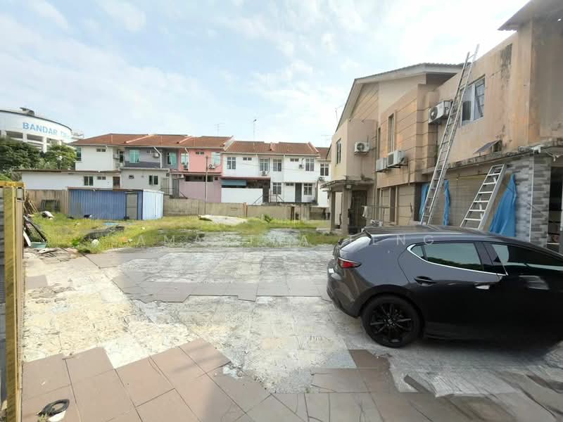 Rumah Teres 2 Tingkat untuk Dijual di Bandar Tiram (Ulu Tiram) - Samantha Teng - Exterior - PropertyGuru.com.my