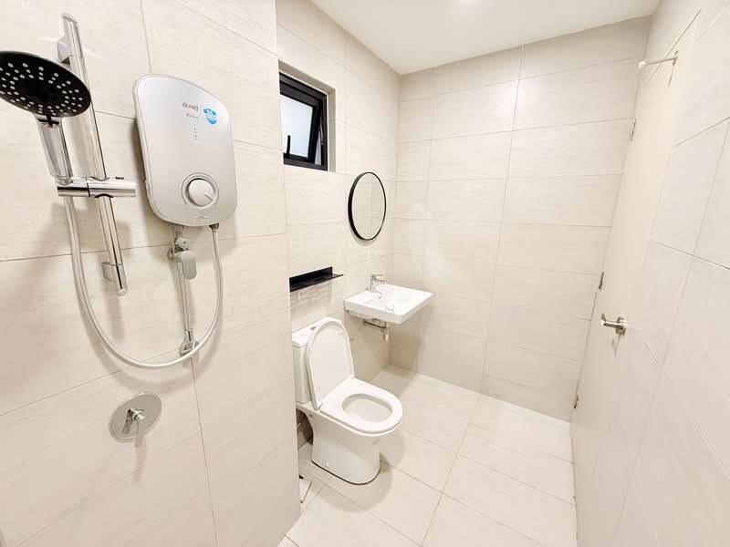 Servis Apartment untuk Disewa di Residensi Ava @ Kiara Bay - Jocelin Lim - Bathroom - PropertyGuru.com.my