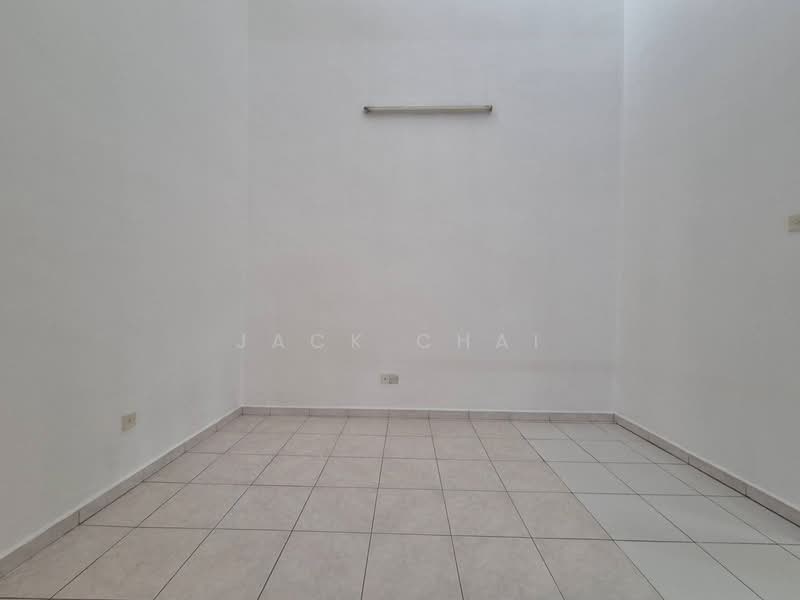 2-storey Terraced House for Sale in Taman Tampoi Indah (Tampoi) - Jack Chai - Interior - PropertyGuru.com.my