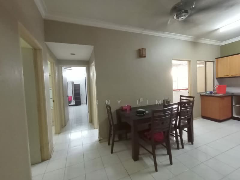 Kondominium untuk Disewa di Villa Emas - Danny Lim - Dining Room - PropertyGuru.com.my