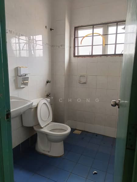 Rumah Teres 2 Tingkat untuk Disewa di Sungai Buloh (Selangor) - MS Chong - Bathroom - PropertyGuru.com.my