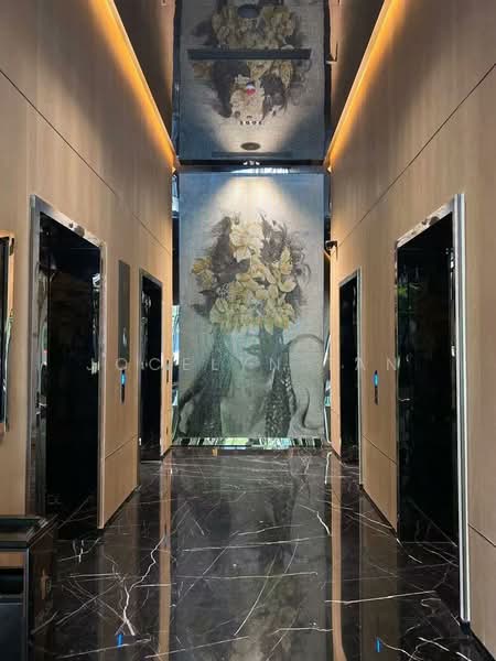 Service Residence for Sale at Star Residences Two - Jocelyn Tan - Corridor - PropertyGuru.com.my