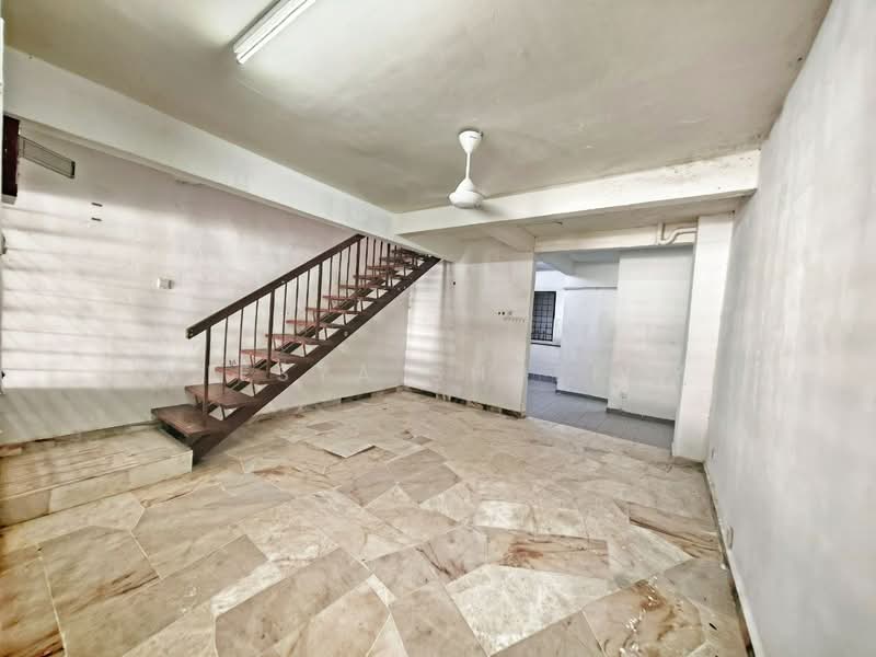 2-storey Terraced House for Rent in Taman Industri Bolton (Batu Caves) - Niesya Shuekry - Interior - PropertyGuru.com.my