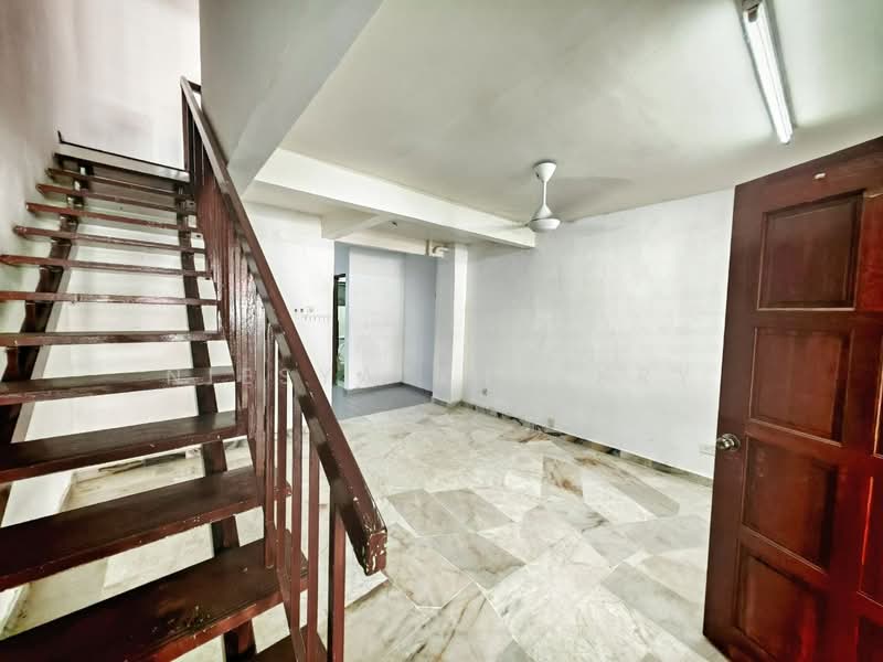 2-storey Terraced House for Rent in Taman Industri Bolton (Batu Caves) - Niesya Shuekry - Interior - PropertyGuru.com.my