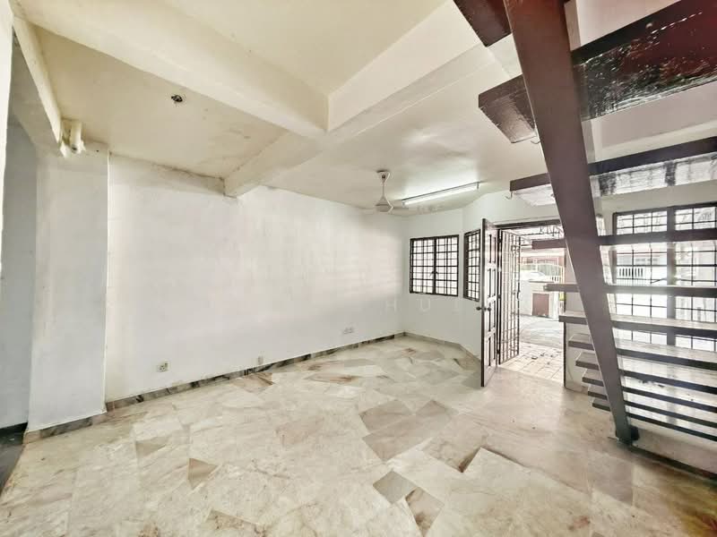 2-storey Terraced House for Rent in Taman Industri Bolton (Batu Caves) - Niesya Shuekry - Interior - PropertyGuru.com.my