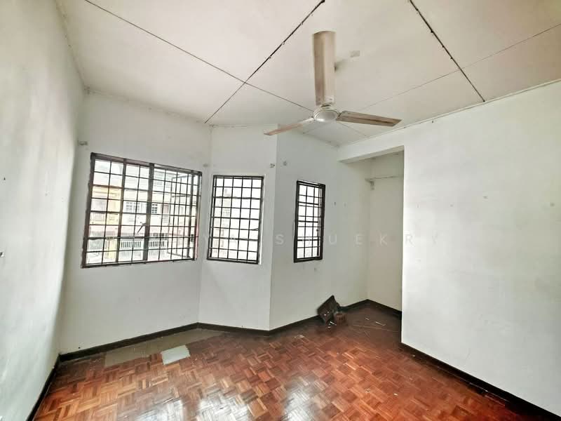 2-storey Terraced House for Rent in Taman Industri Bolton (Batu Caves) - Niesya Shuekry - Interior - PropertyGuru.com.my