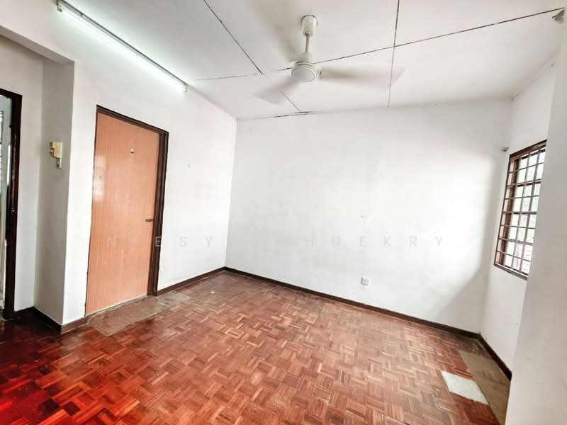 2-storey Terraced House for Rent in Taman Industri Bolton (Batu Caves) - Niesya Shuekry - Interior - PropertyGuru.com.my