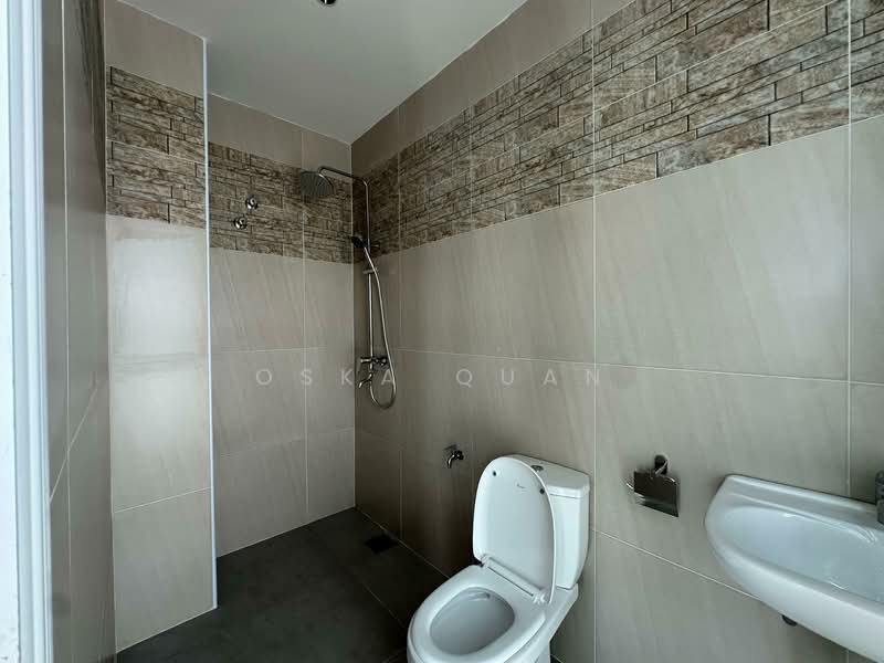 Semi-Detached House for Sale in Bandar Mahkota Cheras (Cheras) - Oska Quan - Bathroom - PropertyGuru.com.my