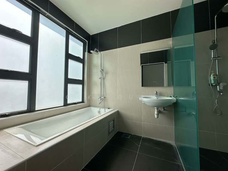 Semi-Detached House for Sale in Bandar Mahkota Cheras (Cheras) - Oska Quan - Bathroom - PropertyGuru.com.my